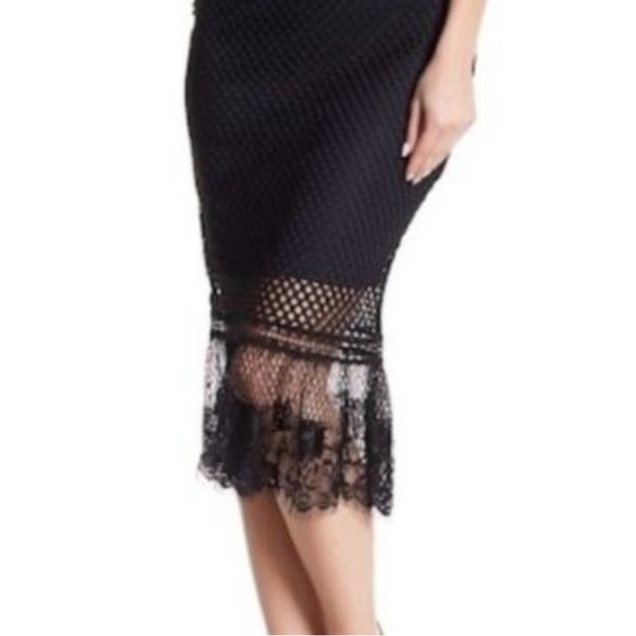 Crochet overlay dress - Picture 10 of 12